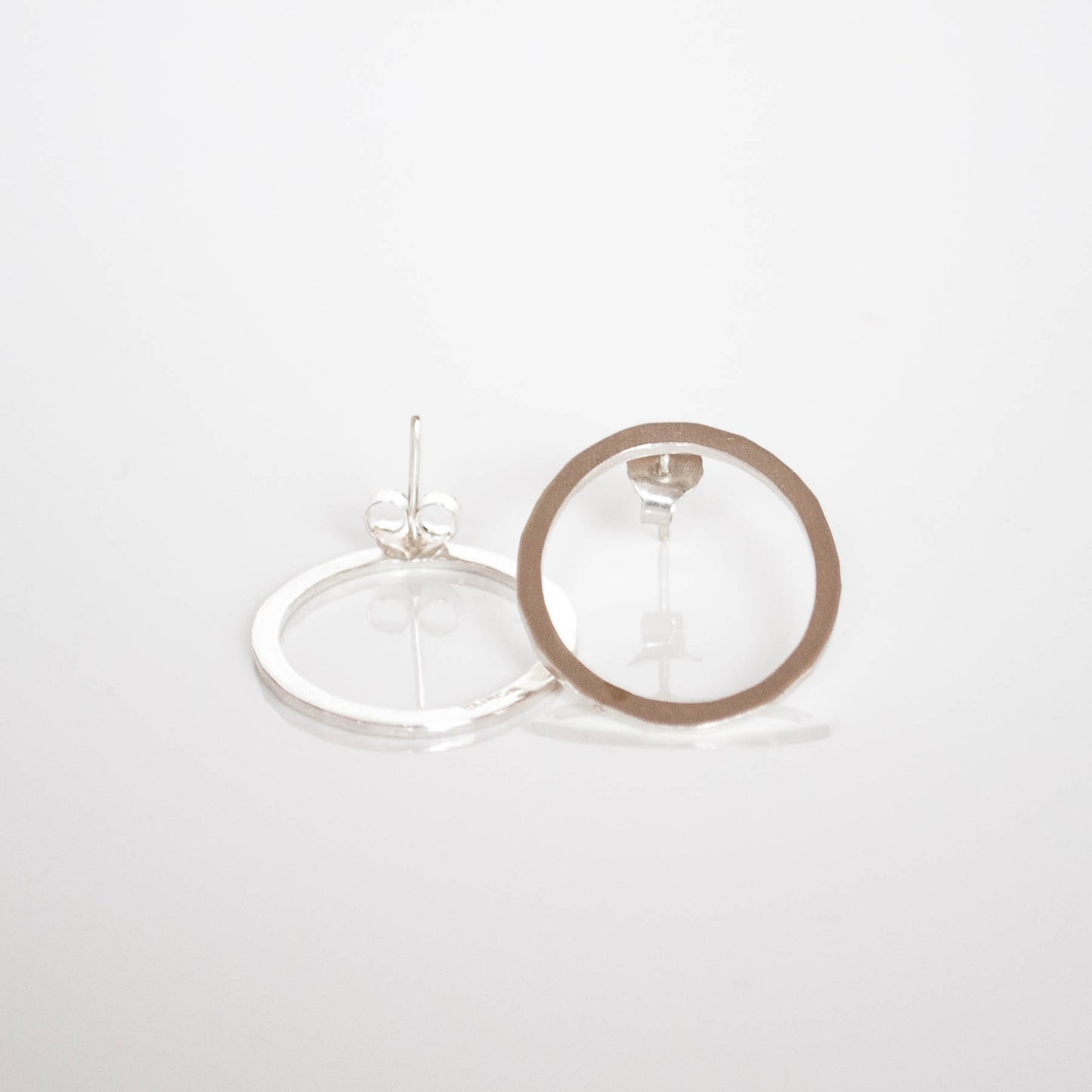 Aros Circulo Plano Bañados en Oro Grande - MINIMAL GOLD